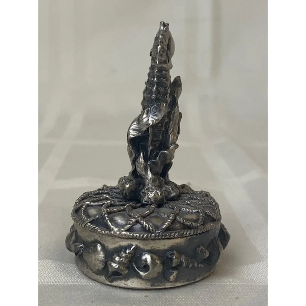 Vintage Seahorse Trinket Box Silver Tone Nautical Shell Pill Box Velvet Lined